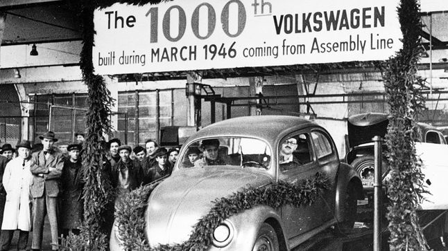 Marzec 1946 roku to pierwszy miesiąc, gdy z taśmy zjechało ponad 1000 samochodów. Fabryka utrzymywała taki poziom do 1948 roku.