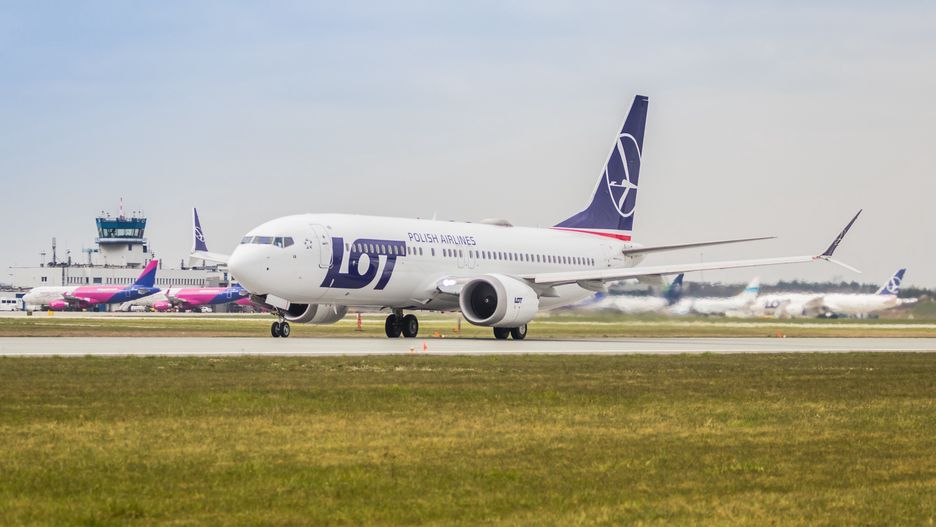 Śląskie. Samoloty PLL LOT polecą latem 2021 z Pyrzowic do Podgoricy oraz Tirany. 