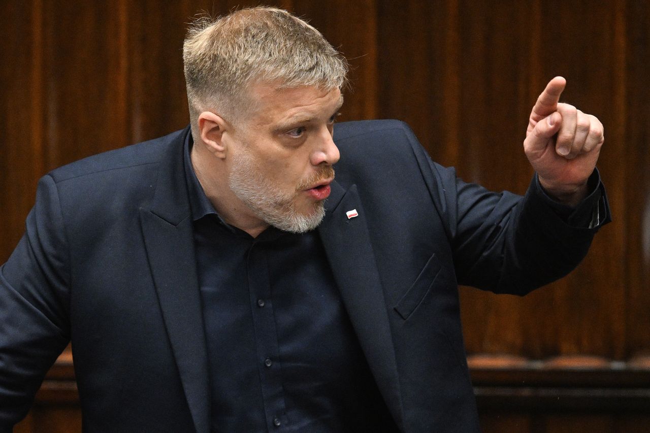 Ostre słowa Zandberga. "Za dwa lata premierem będzie Mentzen"