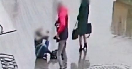 Agresywny właściciel marketu uniemożliwił kontrolę inspektorkom sanepidu. Szokujące nagranie