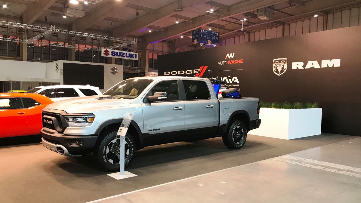 Skromne, ale ważne stoisko na Poznań Motor Show