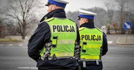 Nowe przepisy dla kierowców opóźnione. Mandat nie będzie jedyną karą