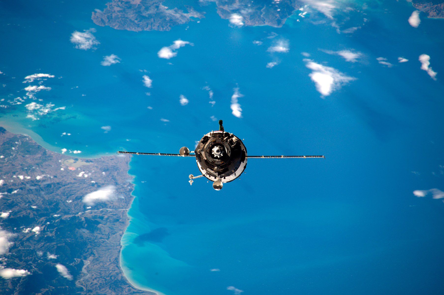 "Hello, Is This Planet Earth" - zachwycające zdjęcia z orbity Ziemi 7