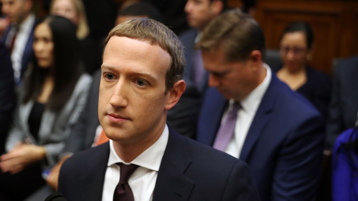 WASHINGTON, DC - OCTOBER 23: Facebook co-founder and CEO Mark Zuckerberg arrives to testify before the House Financial Services Committee in the Rayburn House Office Building on Capitol Hill October 23, 2019 in Washington, DC. Zuckerberg testified about Facebook's proposed cryptocurrency Libra, how his company will handle false and misleading information by political leaders during the 2020 campaign and how it handles its users’ data and privacy. (Photo by Chip Somodevilla/Getty Images)