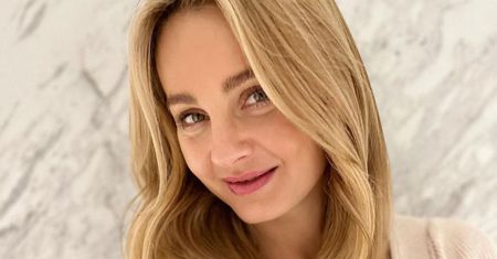 Moda pod rękę z wygodą. Spójrz, co Małgorzata Socha wsunęła na głowę