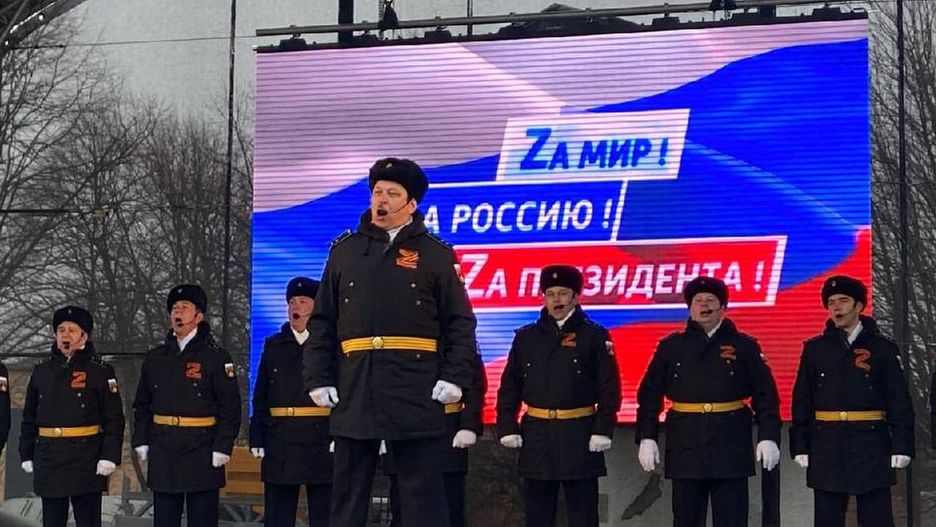 Sankcje na Rosję zaczynają działać. Pracodawcy w Kaliningradzie ostrzegają przez zwolnieniami grupowymi. Na fot przygotowania do pracy zwyciestwa w dniu 9 maja