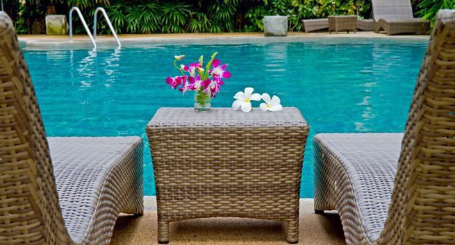 Ile wynosi VAT od budowy przydomowego basenu?