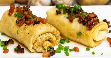 Lubisz pierogi ruskie? Koniecznie spróbuj wersji naleśnikowej, która wręcz wymiata