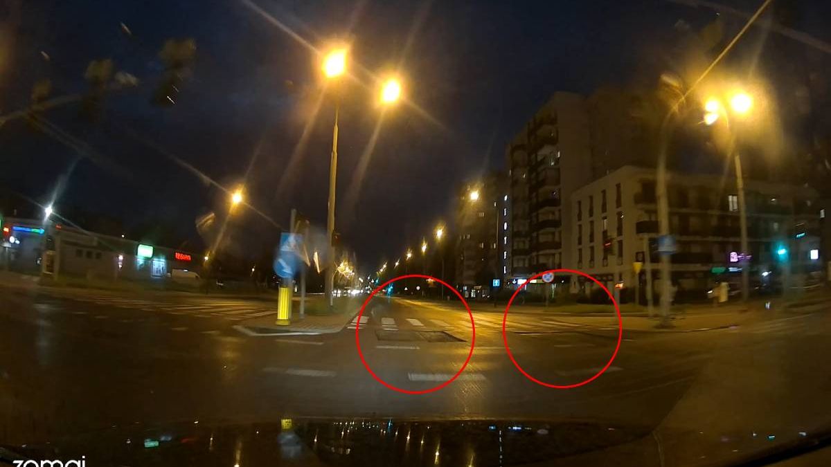 Wycięty asfalt na skrzyżowaniu ul. Krańcowej z Drogą Męczenników Majdanka