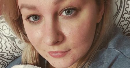"Ślub od pierwszego wejrzenia" TVN. Julia nadal robi tajemnicę ze swojego związku, ale pokazała zdjęcie