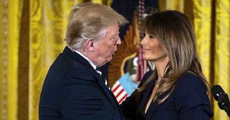 Melania Trump "odlicza minuty" do rozwodu. Przegrał nie tylko wybory?