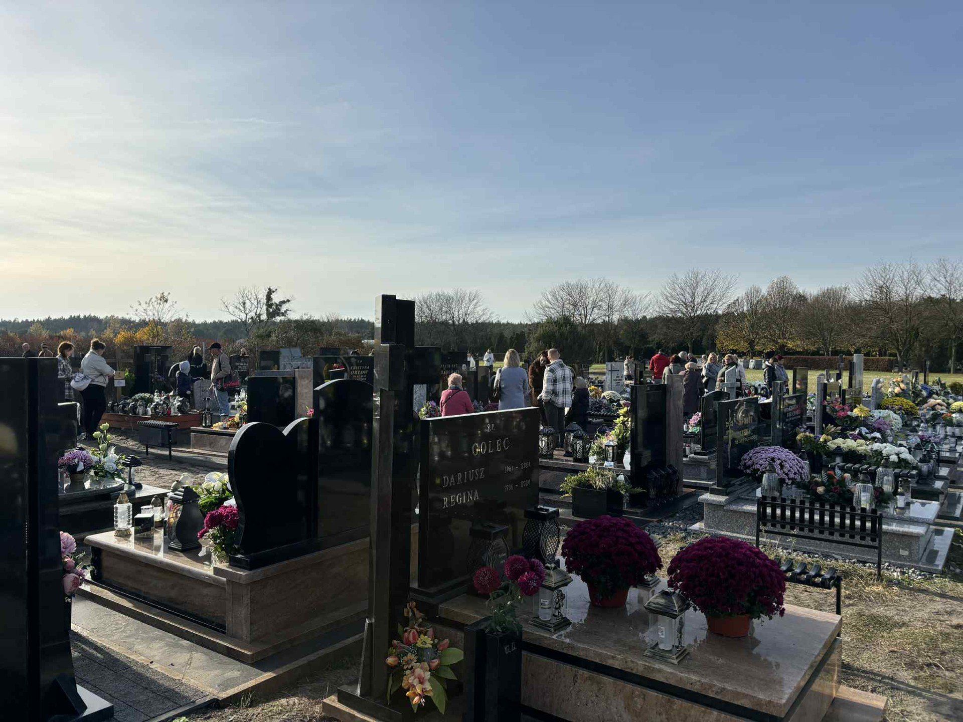 Wszystkich Świętych na cmentarzu komunalnym w Pińczacie.
