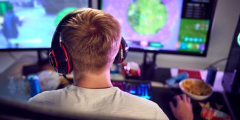 Włocławek: Jak młodzi spędzają czas? Urzędnicy chcą poznać prawdę