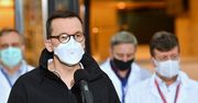 Koronawirus. Morawiecki tłumaczy, dlaczego nie zamknięto kościołów. Co na to wirusolog?