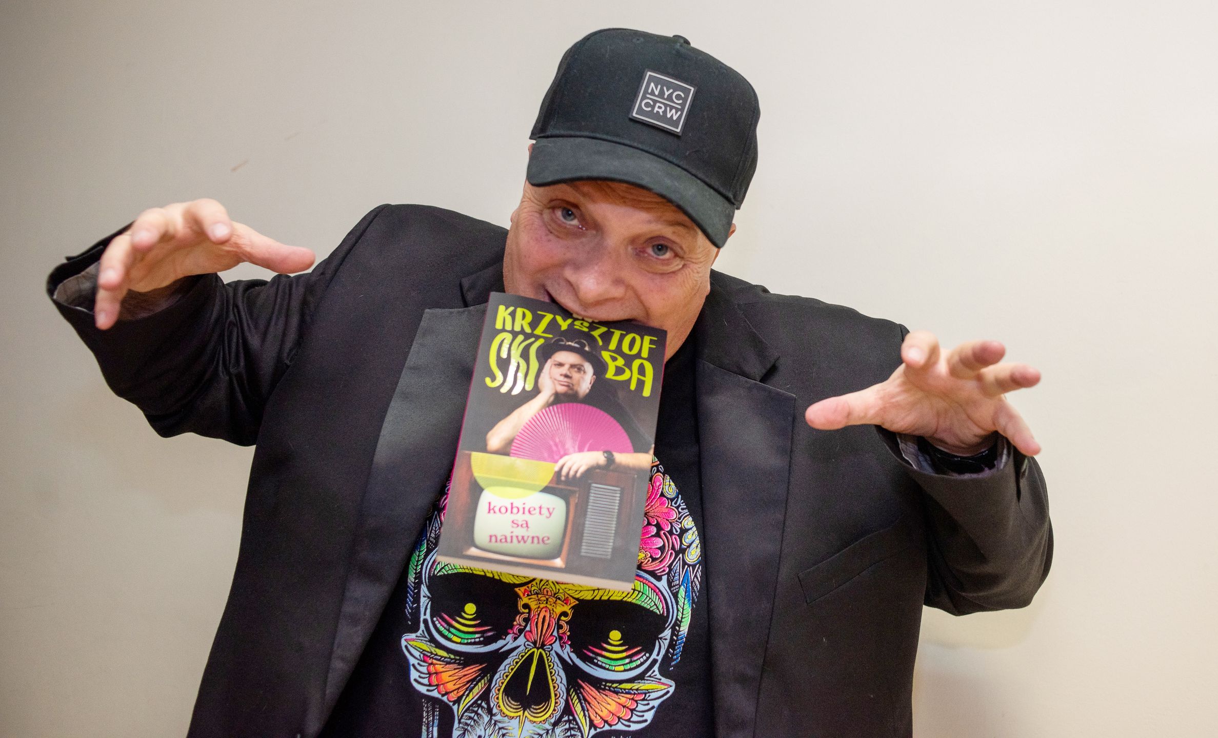 Krzysztof Skiba na premierze książki 