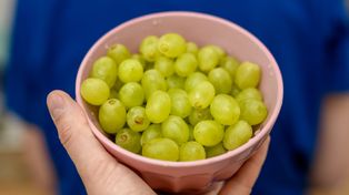 Pestycydy w winogronach. W tych sklepach znaleźli ich najwięcej