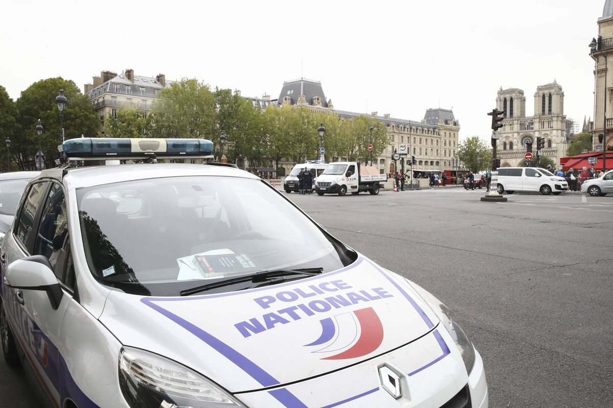 Atak nożownika we Francji. 14-latka zmarła na zawał