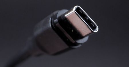 USB-C we wszystkich smartfonach? Jestem za, a nawet przeciw