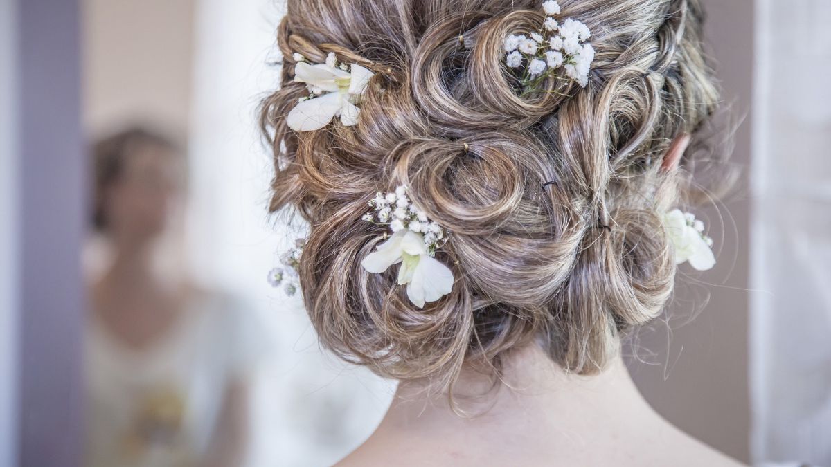 Najmodniejsze fryzury na wesele
