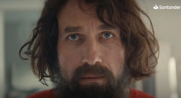 Marcin Dorociński promuje aplikację mobilną Santander Bank Polska
