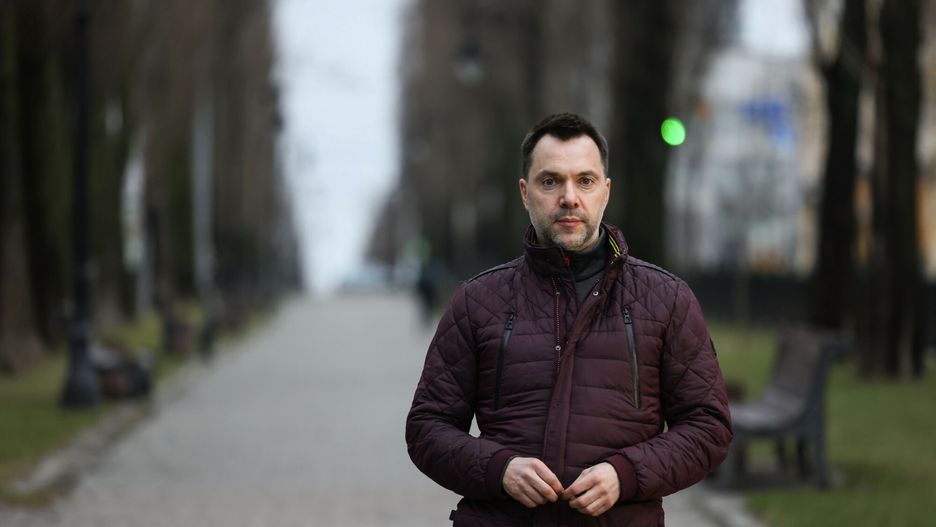 O?eksij Arestowycz - doradca prezydenta Ze?enskiegoApril 2, 2022 - Kyiv, Ukraine: Oleksiy Arestovych, Non-staff advisor of the Office of the President of Ukraine Volodymyr Zelenskyy on strategical communications in the field of national defense and security. Arestovych is also a blogger, actor, political and military columnist, and organizer of psychological seminars and trainings and a charity fund for psychological support to the military. He is a speaker of the Trilateral Contact Group on Ukraine and Adviser on Information Policy Head of the Ukrainian Delegation to the Minsk Group and Freelance Adviser to the Head of the Office of the President of Ukraine Andriy Yermak on Strategic Communications in the Field of National Security and Defense. Since February 24, 2022, Arestovych has been holding daily briefings on the current situation regarding the Russian invasion of Ukraine, as an Adviser to the Head of the Office of the President of Ukraine. In 2022, after the Russian invasion of Ukraine, Oleksiy became known with his 2019 prediction on the inevitable war with Russia. (Ziv Koren/Polaris)Ziv Koren