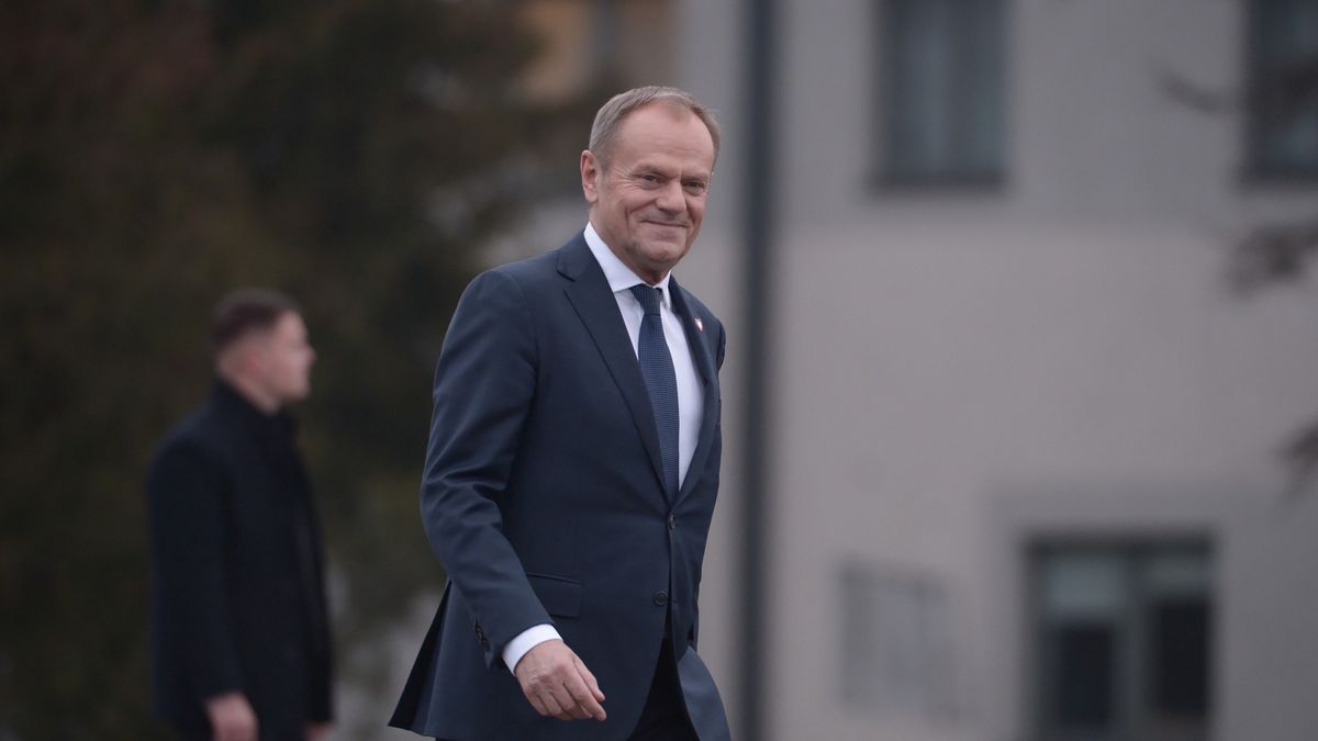 Donald Tusk i jego pierwsza zagraniczna wizyta na stanowisku premiera