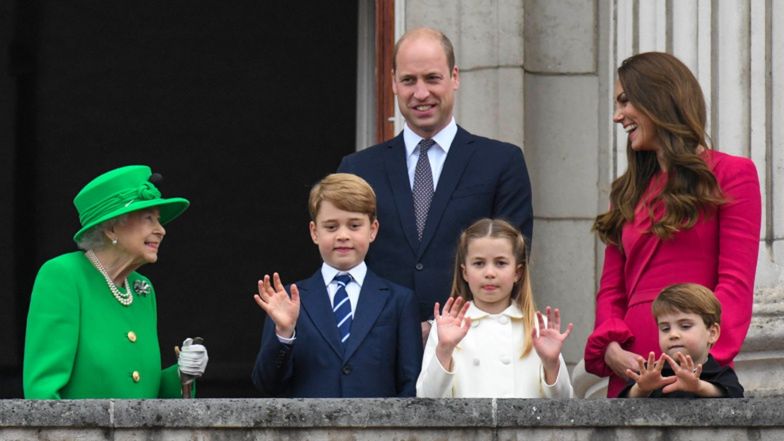 Huczny finisz platynowego jubileuszu