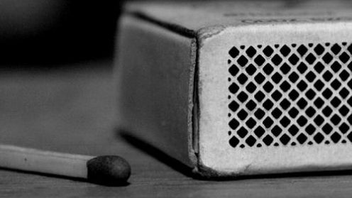 Zobacz zapłon zapałki w filmie slow motion [wideo] 1