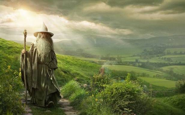 Nie tylko "Hobbit" dotarł do nas z opóźnieniem