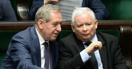 PiS pozwie ministra finansów? Skarbnik: nie wykluczamy