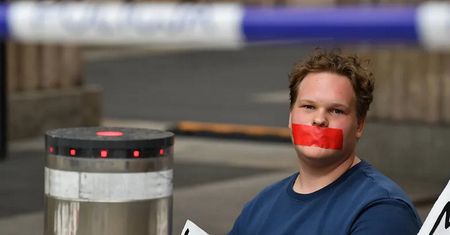 Siostrzeniec Morawieckiego: "Myślałem, że LGBT to sekta"
