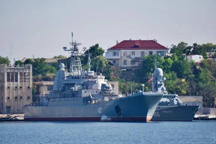 Ukrainians hit a ship stolen by the Russians.