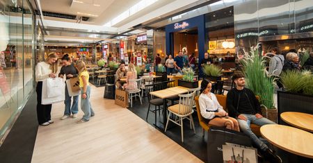Wieczór 50% rabatów od cen outletowych w FACTORY. Czas na jesienna odsłonę Jungle Night
