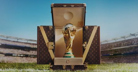 Louis Vuitton stworzył specjalną walizkę na Puchar Świata