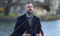 "Granice chamstwa i kłamstwa". Szef MON wściekły na ludzi Nawrockiego