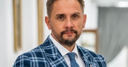 Poseł Lewicy miał kolizję. Tak teraz wygląda jego auto