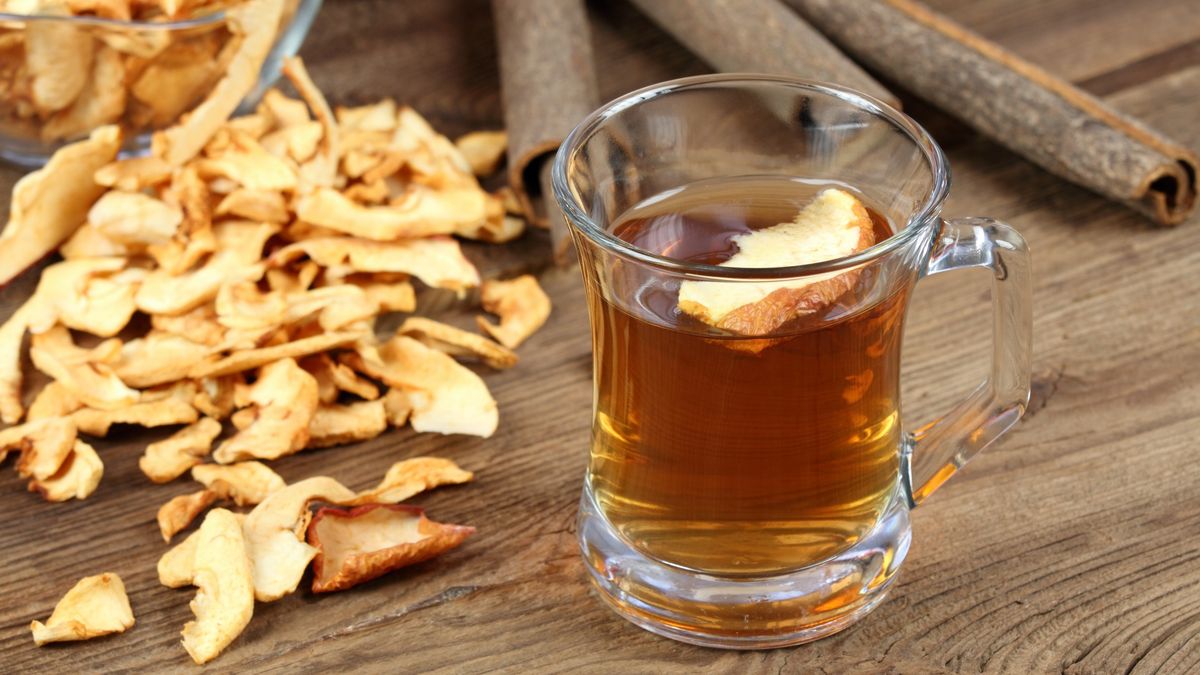 Woda z cynamonem i jabłkiem