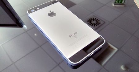 iPhone SE 2 porzuci klasyczne założenia, czy Steve Jobs byłby z niego dumny?