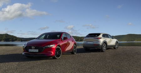 Kawał silnika w dobrej cenie. Mazda uzupełnia gamę modeli 3 i CX-30