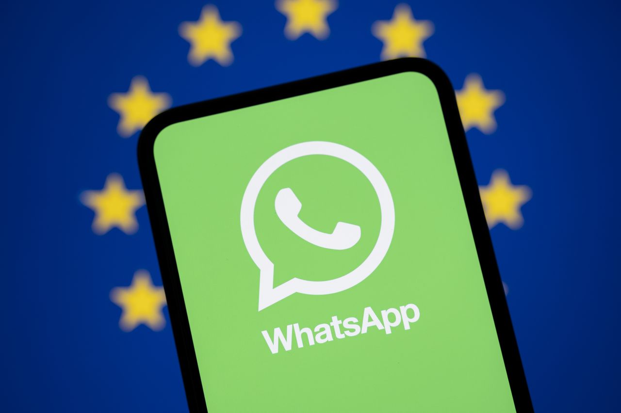 Zmieniają zasady WhatsAppa. Komisja Europejska sprawdza potencjalny monopol