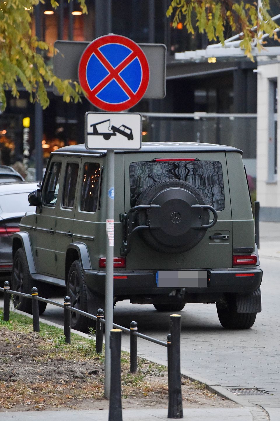 Martyna Wojciechowska parkuje na zakazie
