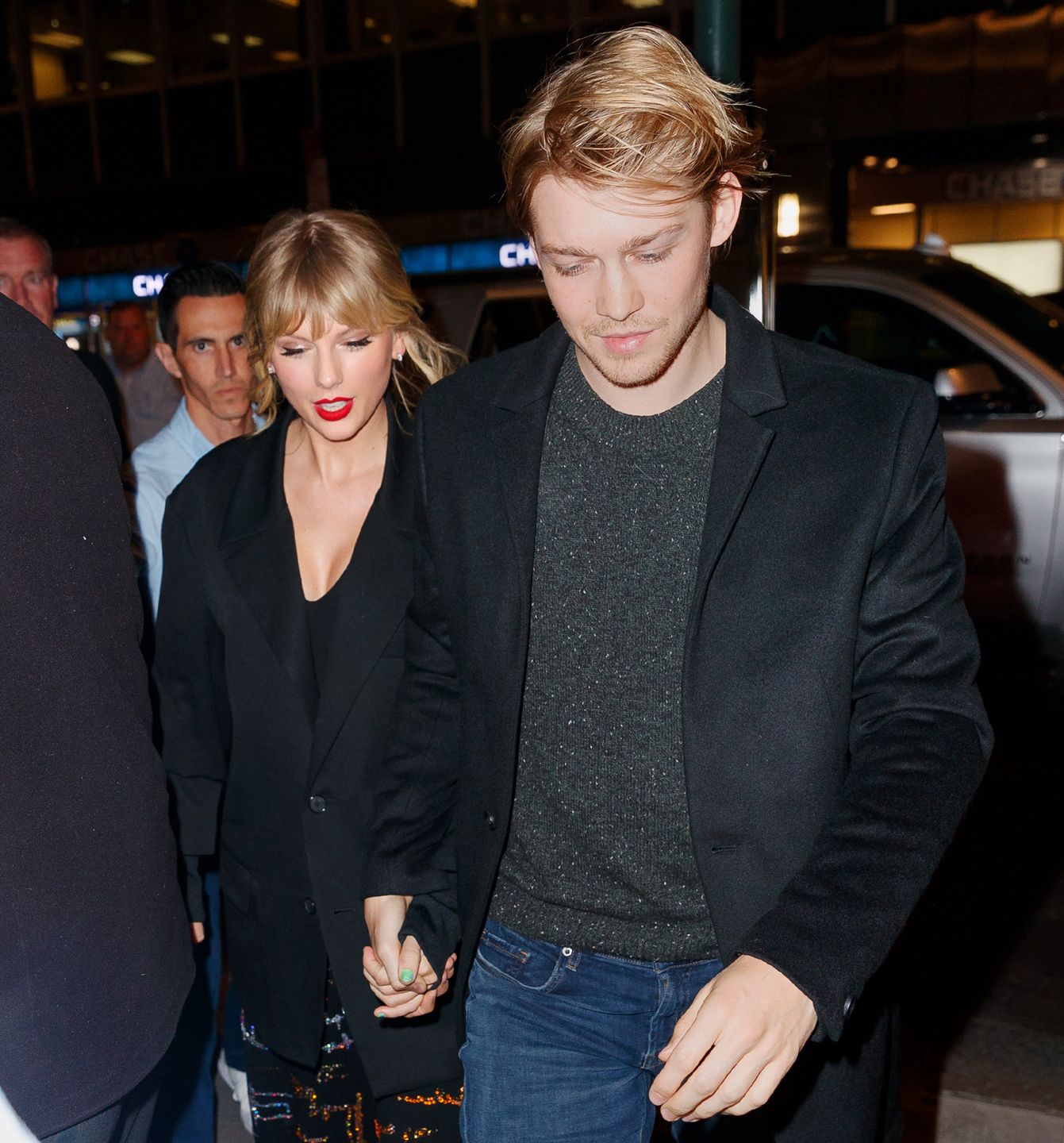Taylor Swift, Joe Alwyn 

