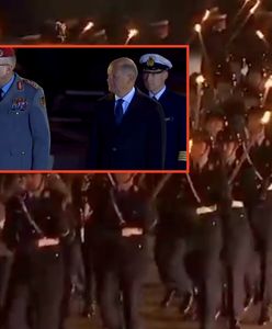Niemcy żegnają kanclerza. Pochodnie i marsz wojskowy