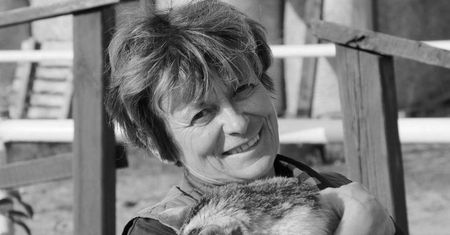 Nie żyje partnerka Bohdana Smolenia. Joanna Kubisa odeszła po długiej chorobie