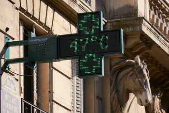 Najwyższy alert pogodowy we Francji. 26 mln ludzi w strefie zagrożenia