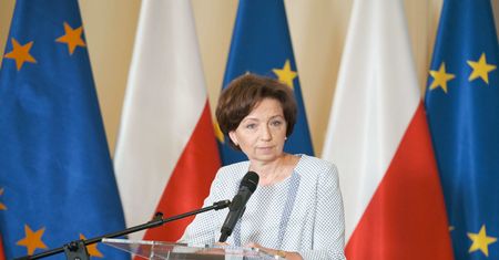 Rząd chce przekonać młodych Polaków do zakładania rodzin. Szczegółów jednak mało