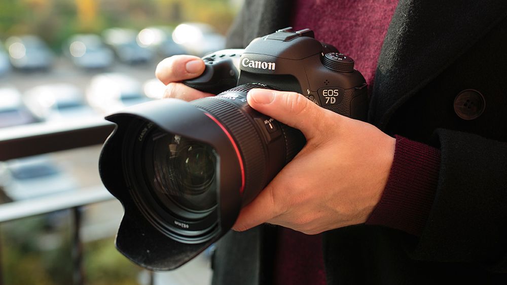 Najlepsze świąteczne oferty zniżkowe na sprzęt fotograficzny 1