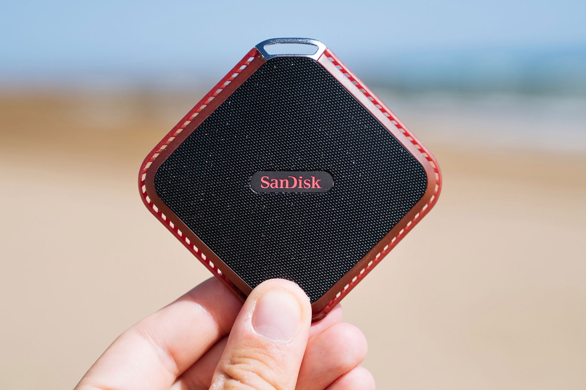 SanDisk Extreme 510 Portable SSD 480 GB - test przenośnego dysku, który wytrzyma zalanie i upadki 8