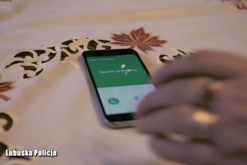 Podkarpacie: Podszył się pod pracownika banku. Kobieta straciła 20 tysięcy złotych