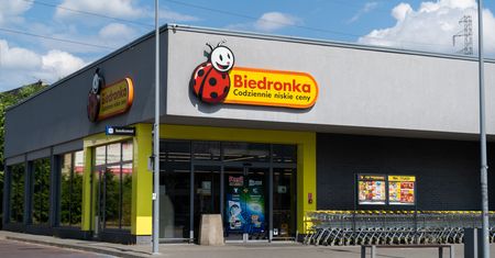 Masło za 2,99 zł i mleko za 1,49 zł w Biedronce. Jest warunek